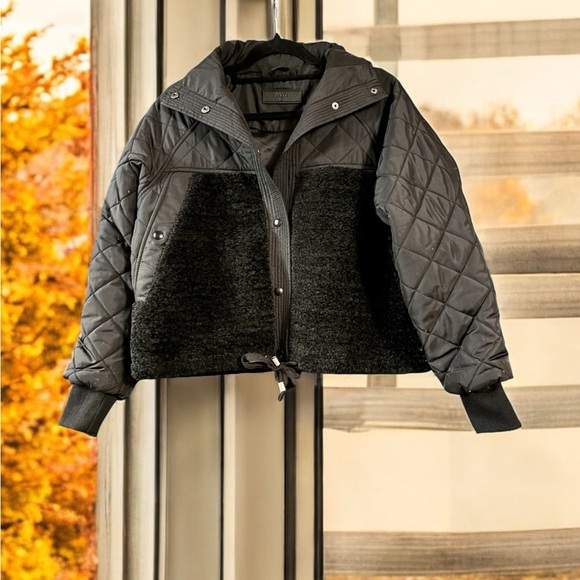 Blank NYC Crop Bomber Jacket Size Small Excellent Condition. - Picture 2 of 9